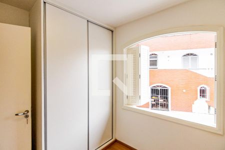 Casa para alugar com 160m², 3 quartos e 2 vagasQuarto 1