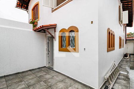 Casa para alugar com 160m², 3 quartos e 2 vagasQuintal