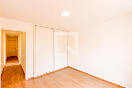 Casa para alugar com 160m², 3 quartos e 2 vagasQuarto 2