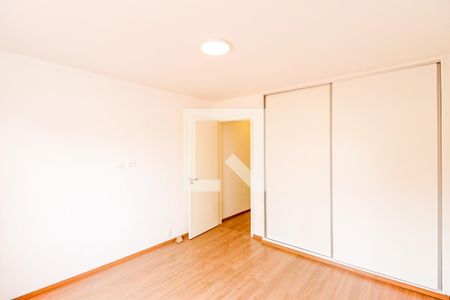 Casa para alugar com 160m², 3 quartos e 2 vagasQuarto 2