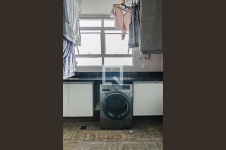 Apartamento à venda com 145m², 3 quartos e 1 vagaÁrea de serviço