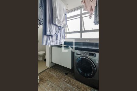 Apartamento à venda com 145m², 3 quartos e 1 vagaÁrea de serviço