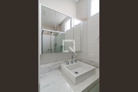 Apartamento à venda com 145m², 3 quartos e 1 vagaBanheiro da suíte 2