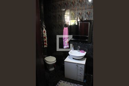 Casa à venda com 150m², 3 quartos e sem vagaBanheiro