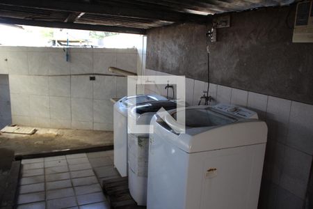 Casa à venda com 150m², 3 quartos e sem vagaÁrea de Serviço