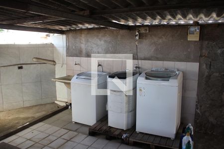 Casa à venda com 150m², 3 quartos e sem vagaÁrea de Serviço