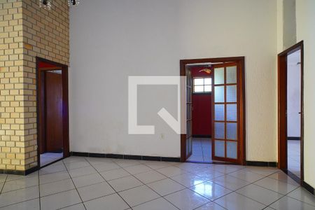 Casa à venda com 138m², 3 quartos e 5 vagasSala