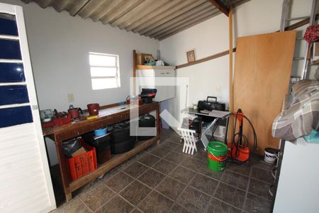 Casa à venda com 500m², 2 quartos e 1 vagaDespensa