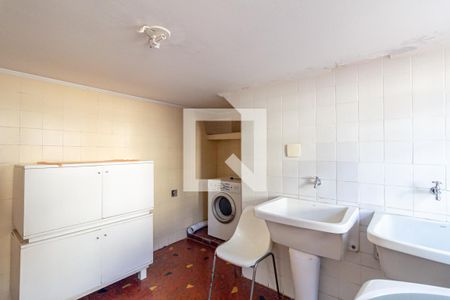 Casa à venda com 505m², 4 quartos e 5 vagasLavanderia