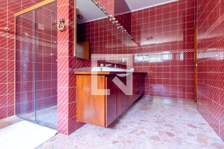 Casa à venda com 505m², 4 quartos e 5 vagasBanheiro 1 - Suíte