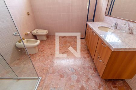 Casa à venda com 505m², 4 quartos e 5 vagasBanheiro 2