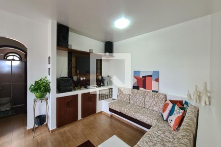 Sala de casa para alugar com 3 quartos, 132m² em Jardim Santa Teresinha, São Paulo