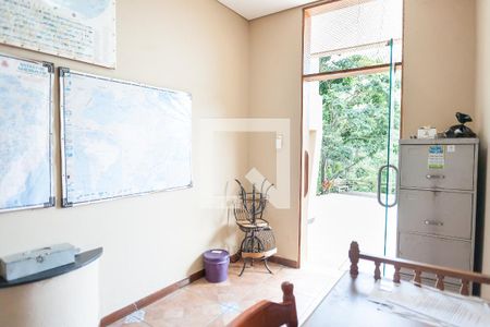 Casa de condomínio à venda com 274m², 2 quartos e 2 vagashome office