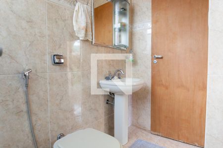 Banheiro Social de casa de condomínio à venda com 2 quartos, 274m² em Vereda das Gerais, Nova Lima