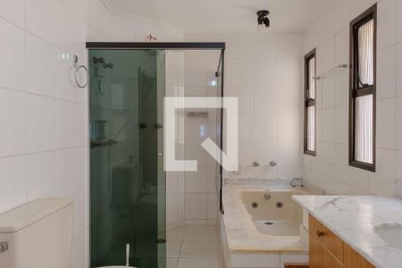 Apartamento para alugar com 280m², 4 quartos e 4 vagasBanheiro da suíte 1