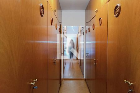 Apartamento para alugar com 280m², 4 quartos e 4 vagasCloset da suíte 1