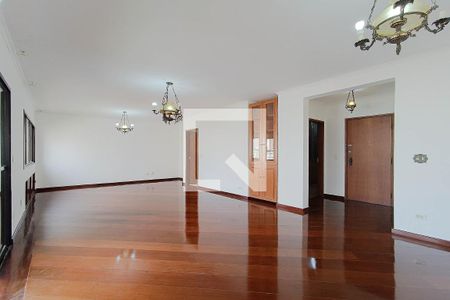 Apartamento para alugar com 280m², 4 quartos e 4 vagasSala