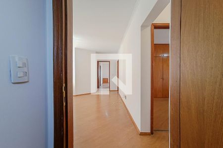 Apartamento para alugar com 280m², 4 quartos e 4 vagasCorredor