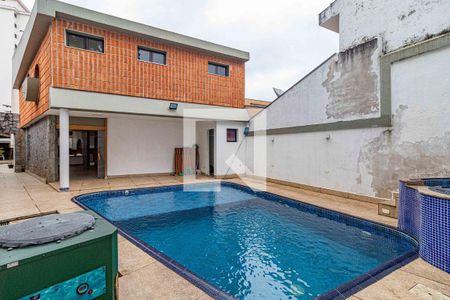 Casa à venda com 215m², 3 quartos e 5 vagas