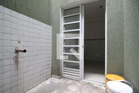 Casa de condomínio à venda com 70m², 2 quartos e sem vagaLavanderia