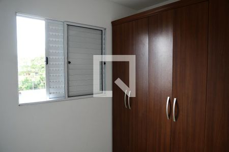 Quarto 1  de apartamento para alugar com 2 quartos, 52m² em Jardim dos Ipês, Cotia