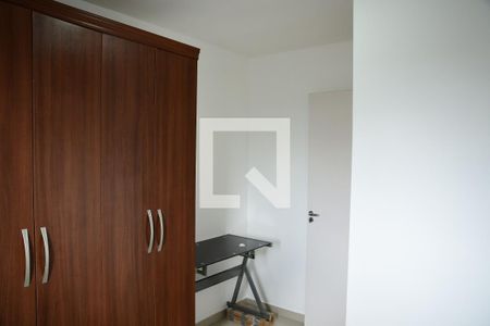 Quarto 1  de apartamento para alugar com 2 quartos, 52m² em Jardim dos Ipês, Cotia