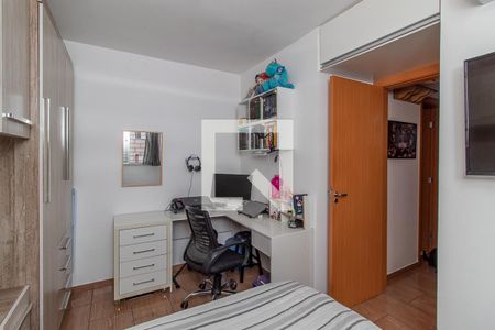 Quarto de apartamento à venda com 2 quartos, 44m² em Protásio Alves, Porto Alegre