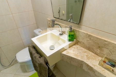 Apartamento à venda com 135m², 3 quartos e 2 vagas Apartamento à venda com 135m², 3 quartos e 2 vagasBanheiro social