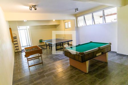 Apartamento à venda com 135m², 3 quartos e 2 vagas Apartamento à venda com 135m², 3 quartos e 2 vagasÁrea comum - Sala de jogos