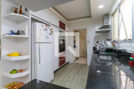 Apartamento à venda com 135m², 3 quartos e 2 vagas Apartamento à venda com 135m², 3 quartos e 2 vagasCozinha