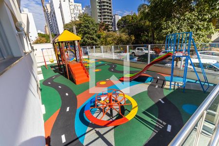 Apartamento à venda com 135m², 3 quartos e 2 vagas Apartamento à venda com 135m², 3 quartos e 2 vagasÁrea comum - Playground