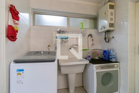 Apartamento à venda com 135m², 3 quartos e 2 vagas Apartamento à venda com 135m², 3 quartos e 2 vagasÁrea de serviço