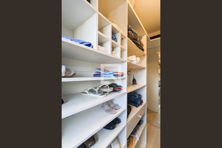 Apartamento para alugar com 80m², 2 quartos e 2 vagasCloset da suíte