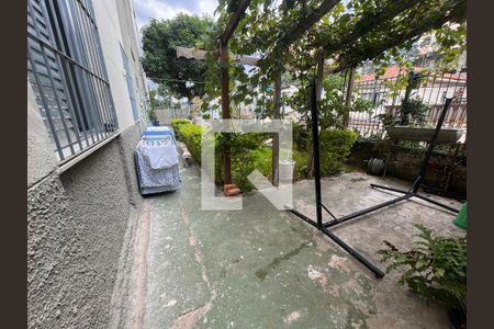 Apartamento à venda com 90m², 3 quartos e sem vagaQuintal