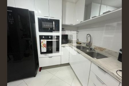Apartamento à venda com 90m², 3 quartos e sem vagaCozinha