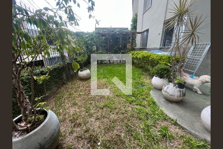 Apartamento à venda com 90m², 3 quartos e sem vagaQuintal