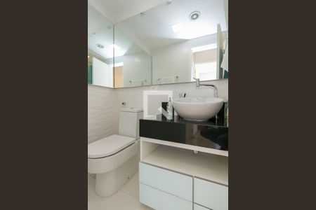 Apartamento à venda com 68m², 2 quartos e 2 vagasBanheiro