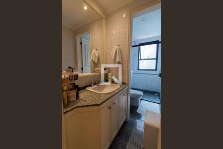 Apartamento à venda com 141m², 3 quartos e 3 vagasBanheiro Corredor