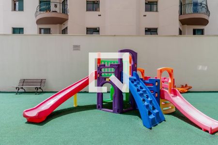 Apartamento à venda com 73m², 3 quartos e 2 vagas Apartamento à venda com 73m², 3 quartos e 2 vagasÁrea comum - Playground