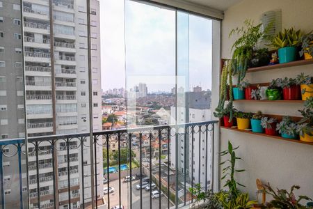 Apartamento à venda com 73m², 3 quartos e 2 vagas Apartamento à venda com 73m², 3 quartos e 2 vagasVaranda
