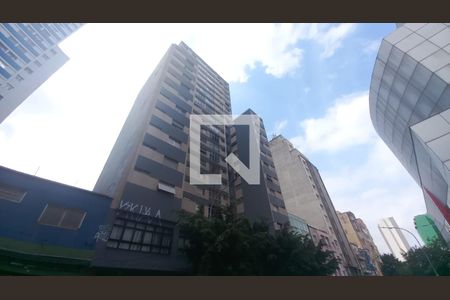 Apartamento à venda com 77m², 1 quarto e 1 vaga Apartamento à venda com 77m², 1 quarto e 1 vagaFachada