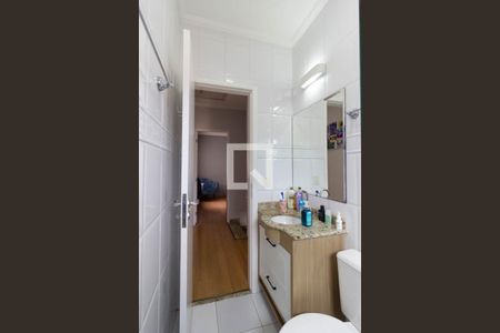 Casa de condomínio à venda com 160m², 3 quartos e 3 vagasBanheiro