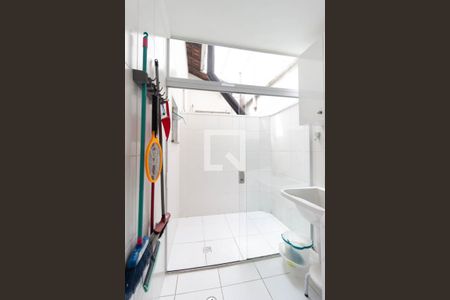 Casa de condomínio à venda com 160m², 3 quartos e 3 vagasÁrea de serviço