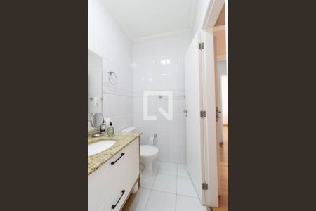 Casa de condomínio à venda com 160m², 3 quartos e 3 vagasBanheiro Suíte