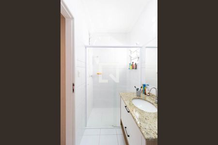 Casa de condomínio à venda com 160m², 3 quartos e 3 vagasBanheiro Suíte