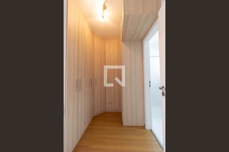 Casa de condomínio à venda com 160m², 3 quartos e 3 vagasSuíte