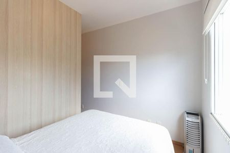 Casa de condomínio à venda com 160m², 3 quartos e 3 vagasSuíte