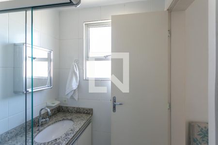 Apartamento para alugar com 130m², 4 quartos e 2 vagas Apartamento para alugar com 130m², 4 quartos e 2 vagasBanheiro da Suíte 2