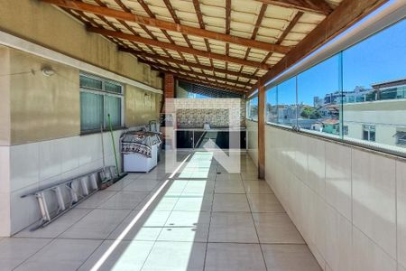 Apartamento para alugar com 130m², 4 quartos e 2 vagas Apartamento para alugar com 130m², 4 quartos e 2 vagasÁrea Externa