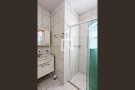 Casa à venda com 150m², 3 quartos e 2 vagas Casa à venda com 150m², 3 quartos e 2 vagasBanheiro